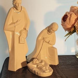 Mikasa Holy Night Nativity Joseph Mary Jesus Christmas Set